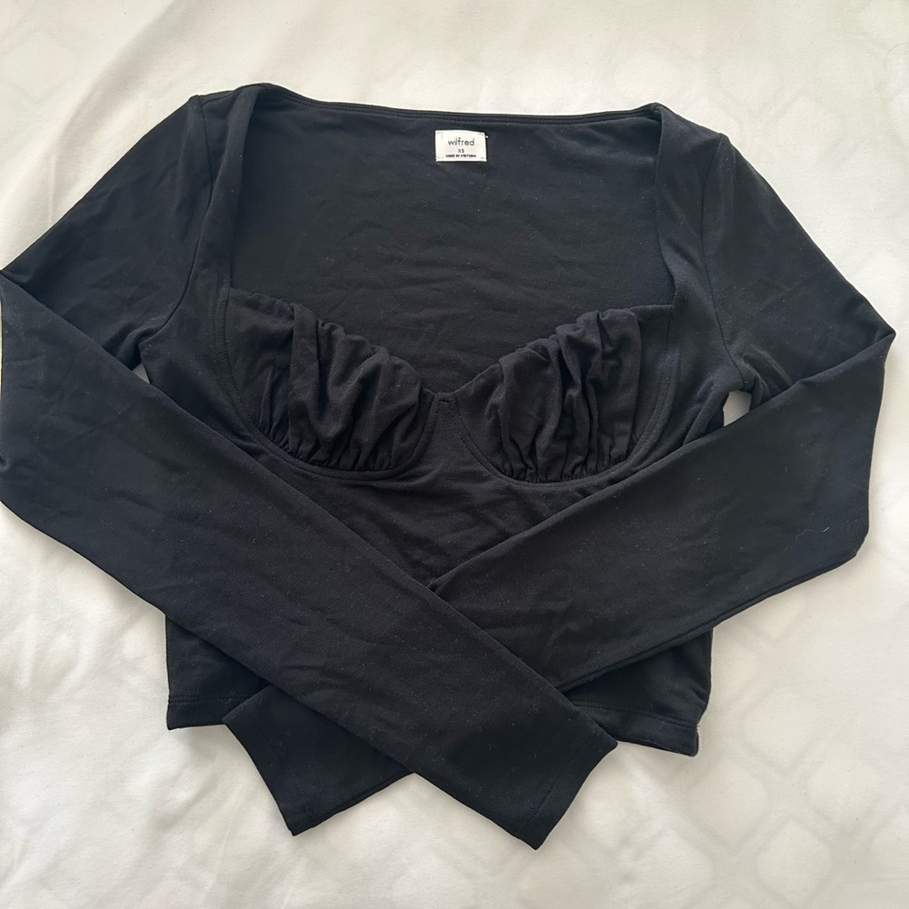 Aritzia Black long sleeve in XS